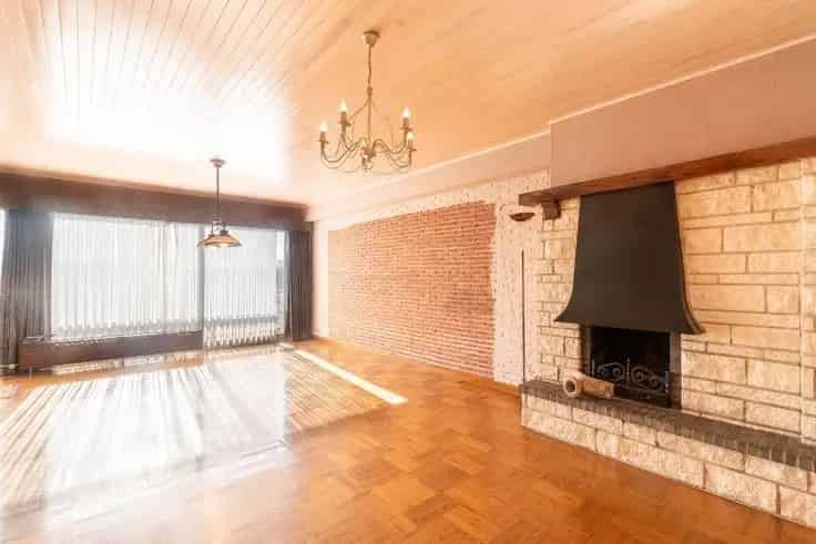 Appartement te Koop Mortsel - 2 slaapkamers - Berging & Staanplaats