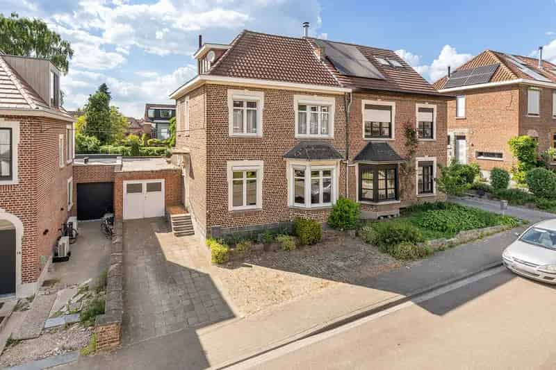 Huis te koop