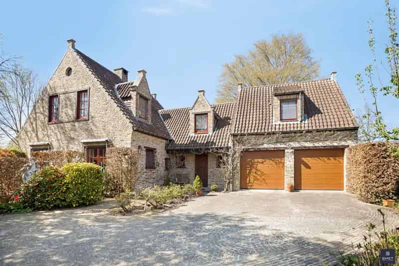 Prachtige Villa te koop in Beveren