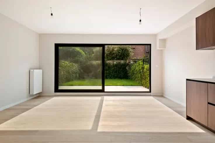 Gerenoveerd Appartement 70m2 met ZW Tuin te Berchem