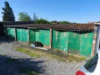 4 Garages te Koop Marchienne-au-Pont