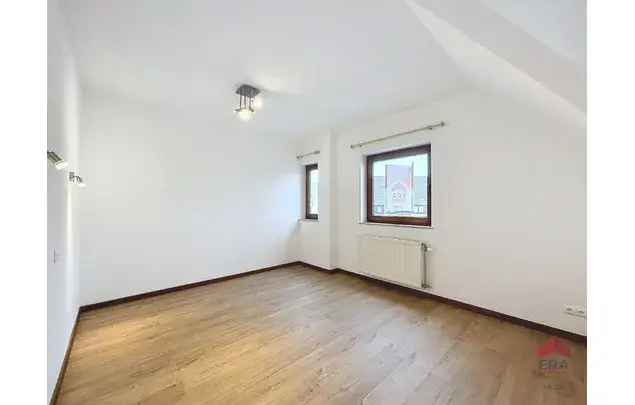 Huur 2 Slaapkamer Appartement 98m² Namur