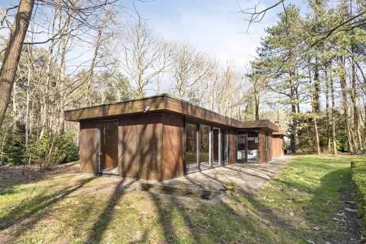 Villa te koop Jabbeke 8615m² - 5 slaapkamers - Renovatieproject