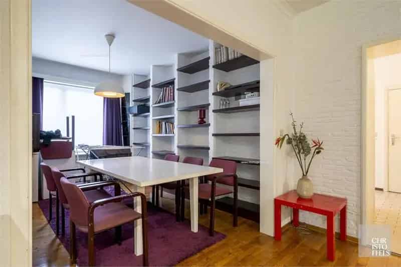 Te Koop: Grote woning 10 slaapkamers Maasmechelen