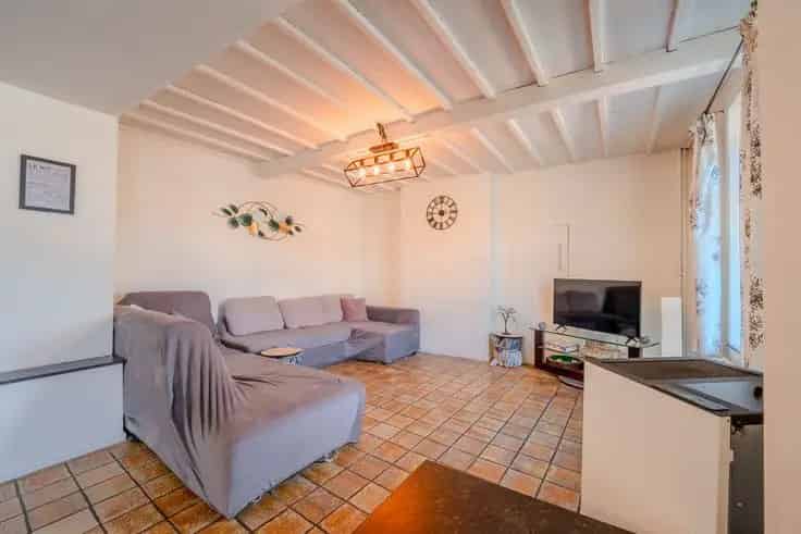 Huis Te Koop 4 slaapkamers Bijgebouw 28m²