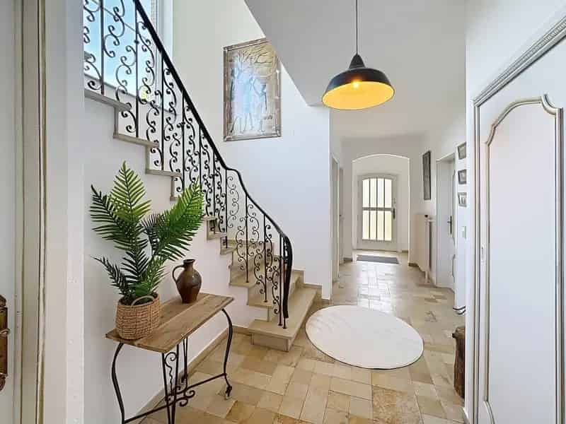 Huis te koop: karaktervolle villa aan zee