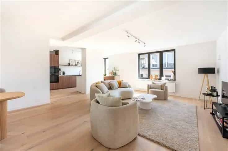 Penthouse Antwerpen: 3 slaapkamers, 2 badkamers, terras