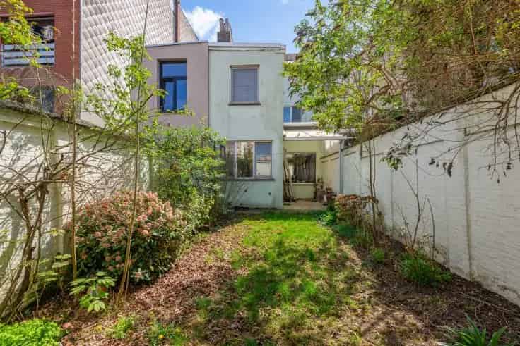 Huis Te Koop Antwerpen 5 6 Slaapkamers Grote Tuin