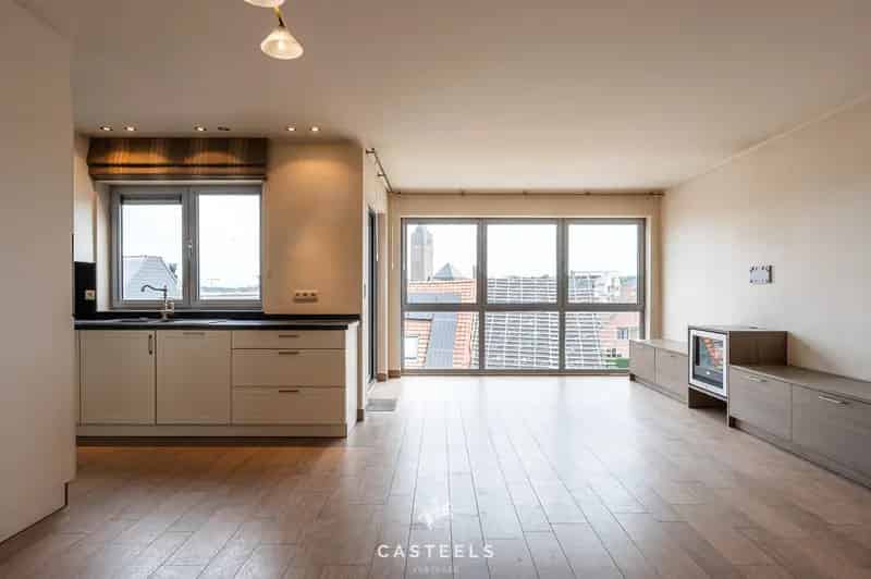 Ruim 3-slaapkamerappartement te koop in Zottegem