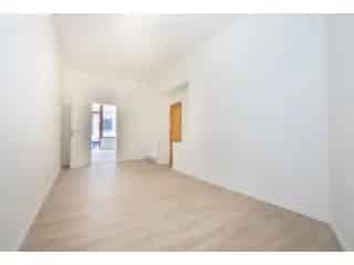 Appartement te Koop Sint-Gillis 45m² gerenoveerd