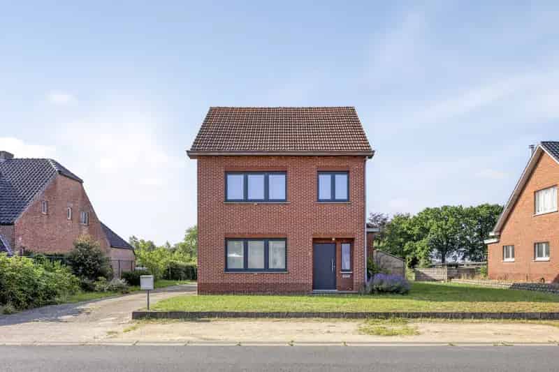 Huis te huur Dessel: Vrijstaande woning 18 are met garage