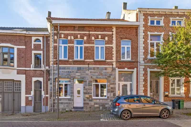 Rijwoning in het centrum van Hoegaarden