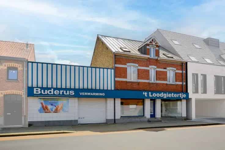Handelswoning te Koop Eernegem Centrum 720m²