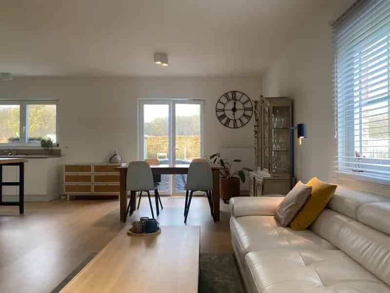 Huis te huur Waregem: Energiezuinige woning met 3 slaapkamers en tuin