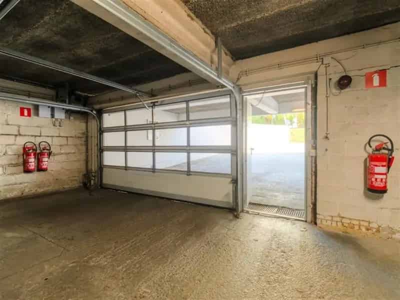 Overdekte Parkeerplaats Antwerpen Te Koop