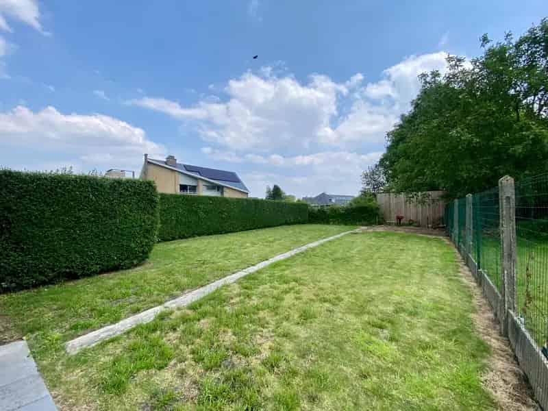 Ruime Rijwoning te Ieper Elverdinge met Tuin en Garage