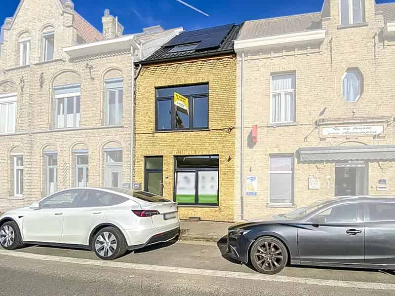 Gerenoveerd appartement te huur centrum Veurne EPC A