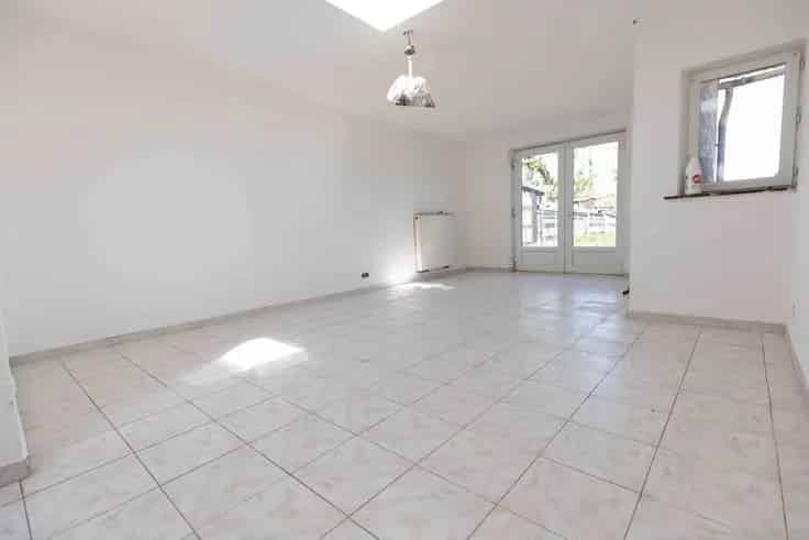 Huis Te Koop: 133m², 4 slaapkamers, tuin, rustige ligging