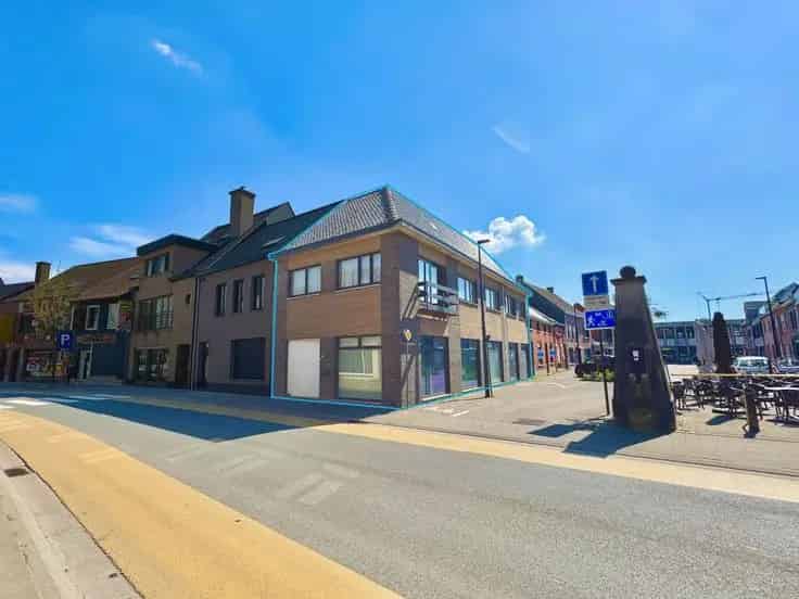 Huis Te Koop Assenede Centrum  Handelsmogelijkheid