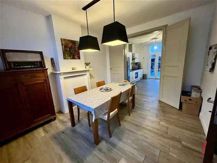 Gerenoveerde Huis Te Koop 225m2 3 Slaapkamers Zuidtuin