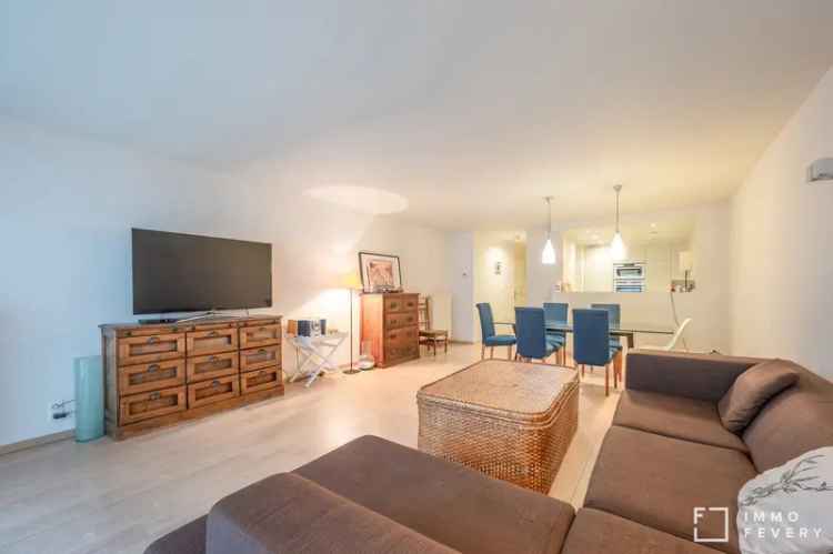 Ruim 3 Slaapkamer Appartement Te Koop Nabij Zeedijk Duinbergen