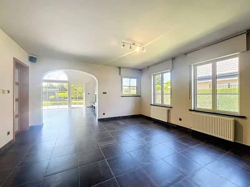 Huis te koop Merelbeke 3 slaapkamers ruime tuin