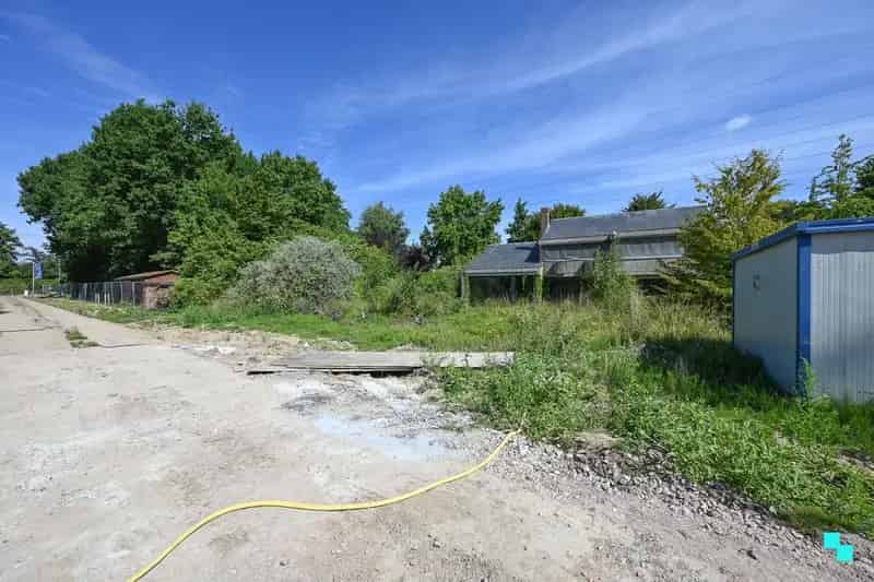 Unieke woning bouwgrond te renoveren Wallemote