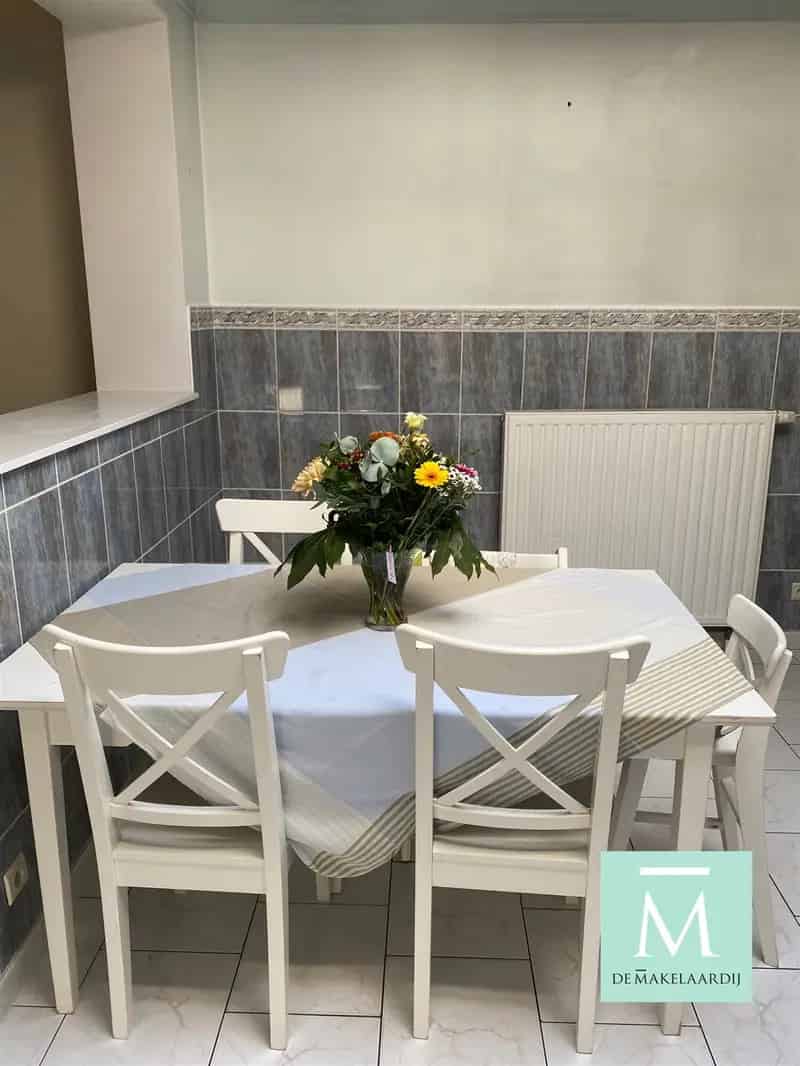 Huis te huur Lier: 2 slaapkamers, terras, moderne keuken