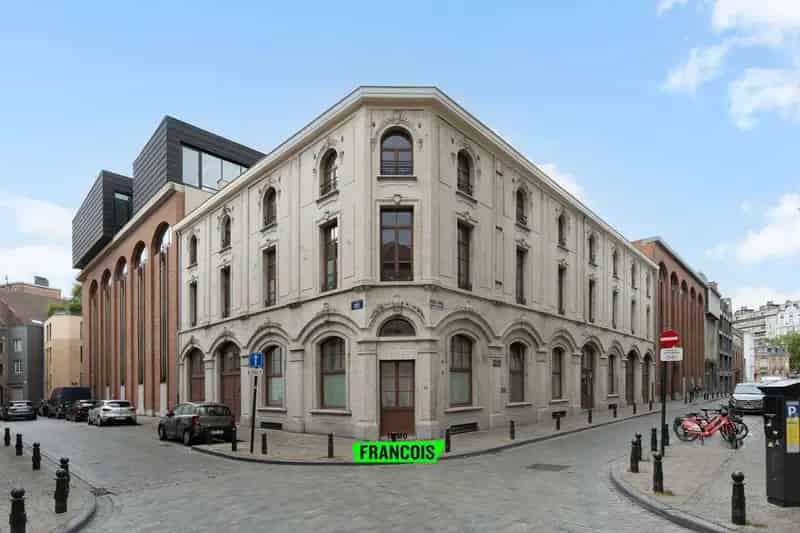 Studio te Koop Brussel Centrum 16m² Instapklaar