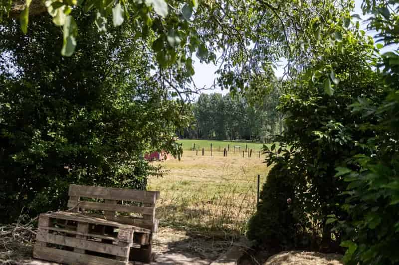 Instapklare Bungalow met Zonnige Tuin te Geraardsbergen