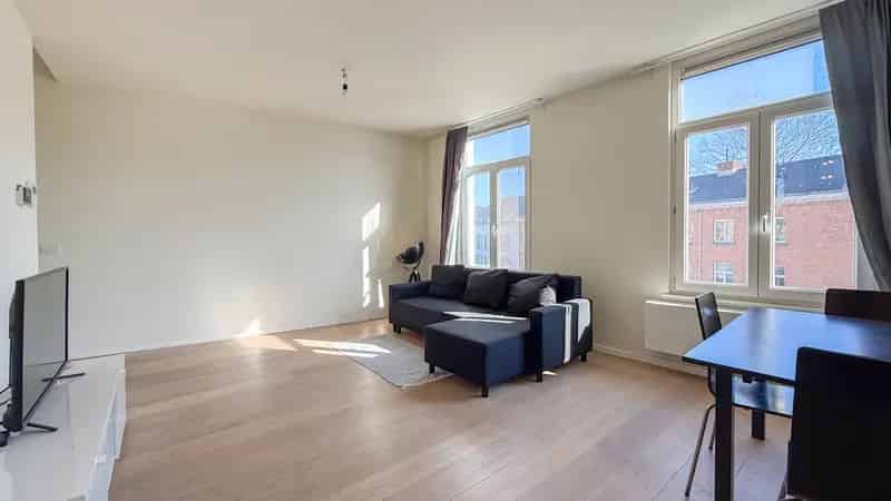 Modern 2-slaapkamer appartement Mechelseplein Antwerpen