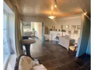 Villa te koop Beaumont - Ruime woning met handelspand en zwembad