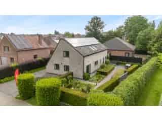 Huis te koop Sinaai 4 slaapkamers grote tuin 23 zonnepanelen