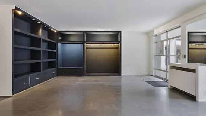 Handelspand te koop Kortrijk Centrum 217m²