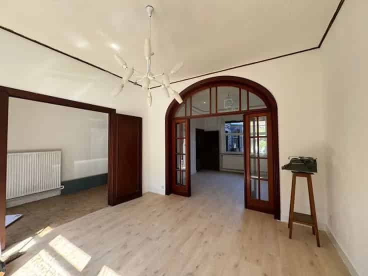 Huis Te Koop Gentbrugge: Gerenoveerd met Tuin