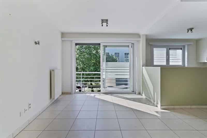 Appartement te koop Avelgem: 1 slaapkamer, terras, carport en kelder
