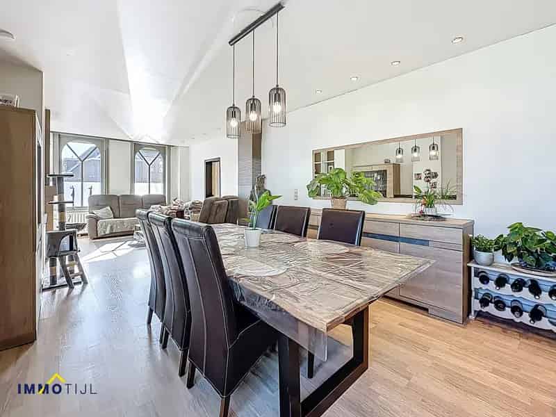 Gezinswoning 4 slaapkamers grote tuin Welle