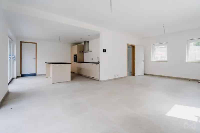 Huis te huur 120m² 4 slaapkamers Rustige woonwijk