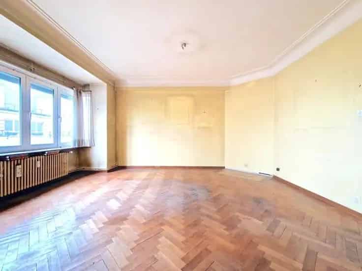Appartement 3 slaapkamers Petillon Te renoveren 119m²