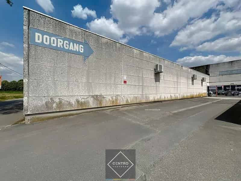 Handelspand te Huur Roeselare 431m²