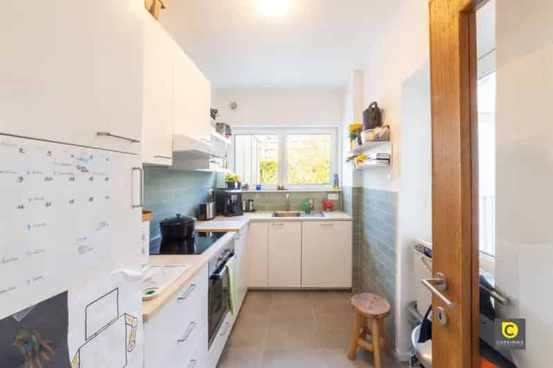 Bel-							 étage 2 slaapkamers