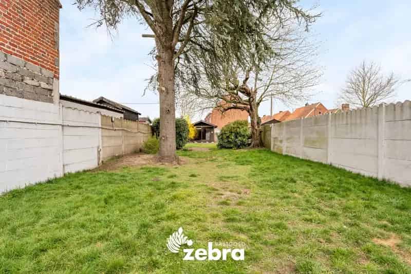 Instapklare woning 4 slaapkamers tuin Oostrozebeke