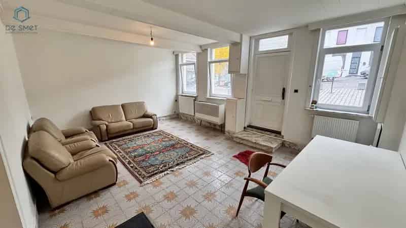 Op te frissen woning 3 slaapkamers terras Centrum Geraardsbergen