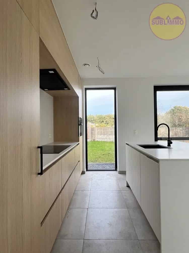 Nieuwbouwwoning 3 slaapkamers 365m²