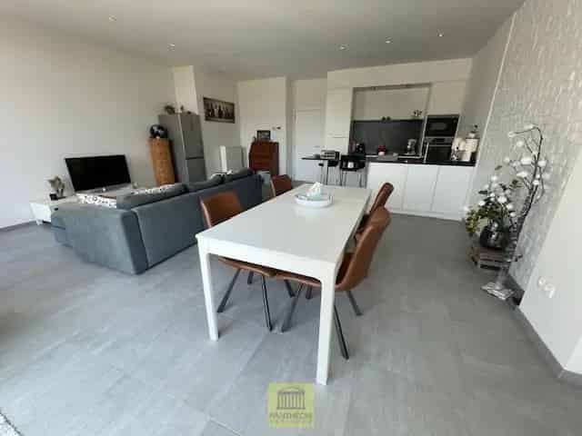 Appartement te koop: Energiezuinig met ruim terras en 2 autostaanplaatsen