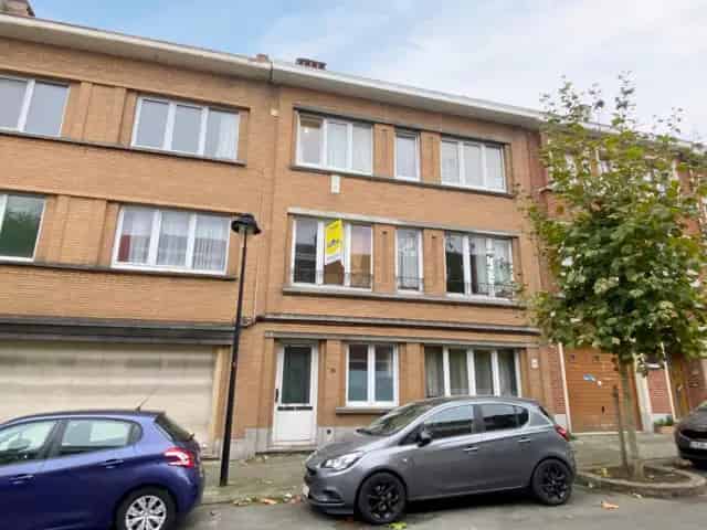 Appartementsblok te Evere 3 appartementen