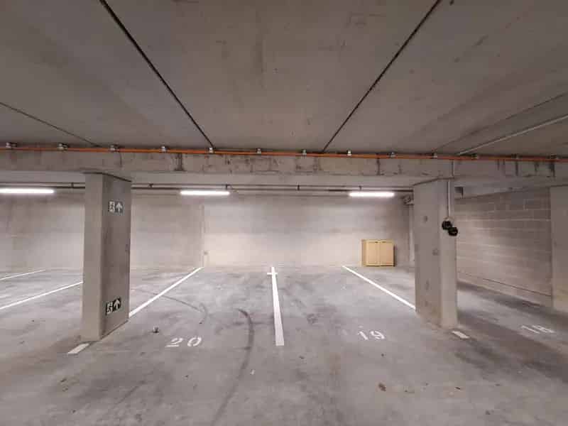 Garage te huur Deerlijk Centrum - Ondergrondse parkeerplaatsen