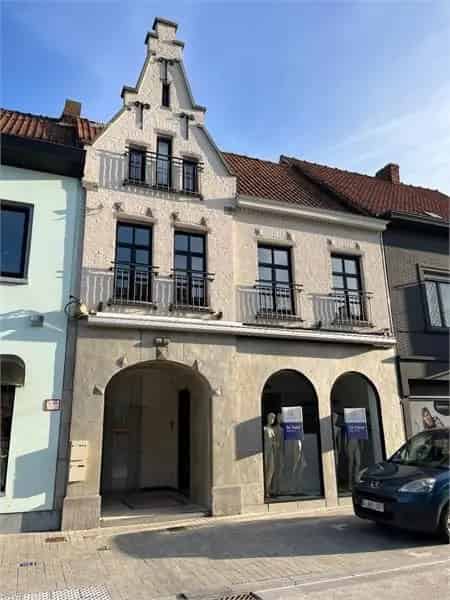 Huis te koop Kuurne: 4 slaapkamers, handelswoning, grote tuin