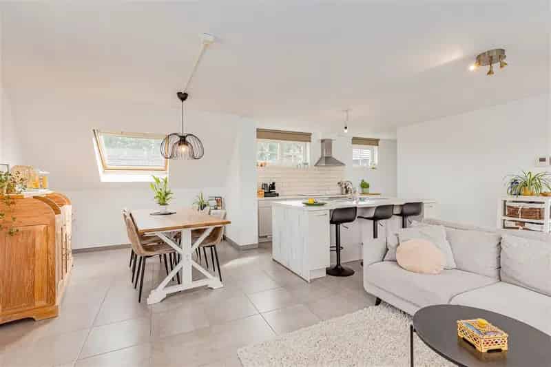 Appartement te Koop Bazel 3 Slaapkamers Ruim Terras