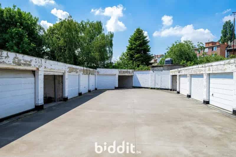 3 Garages te Koop Complex Mozart